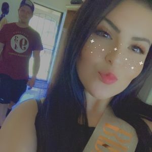 Meet your Posher, Valerie